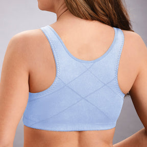 Front hooks. stretch-lace. super-lift. and posture correction – ALL IN ONE BRA!