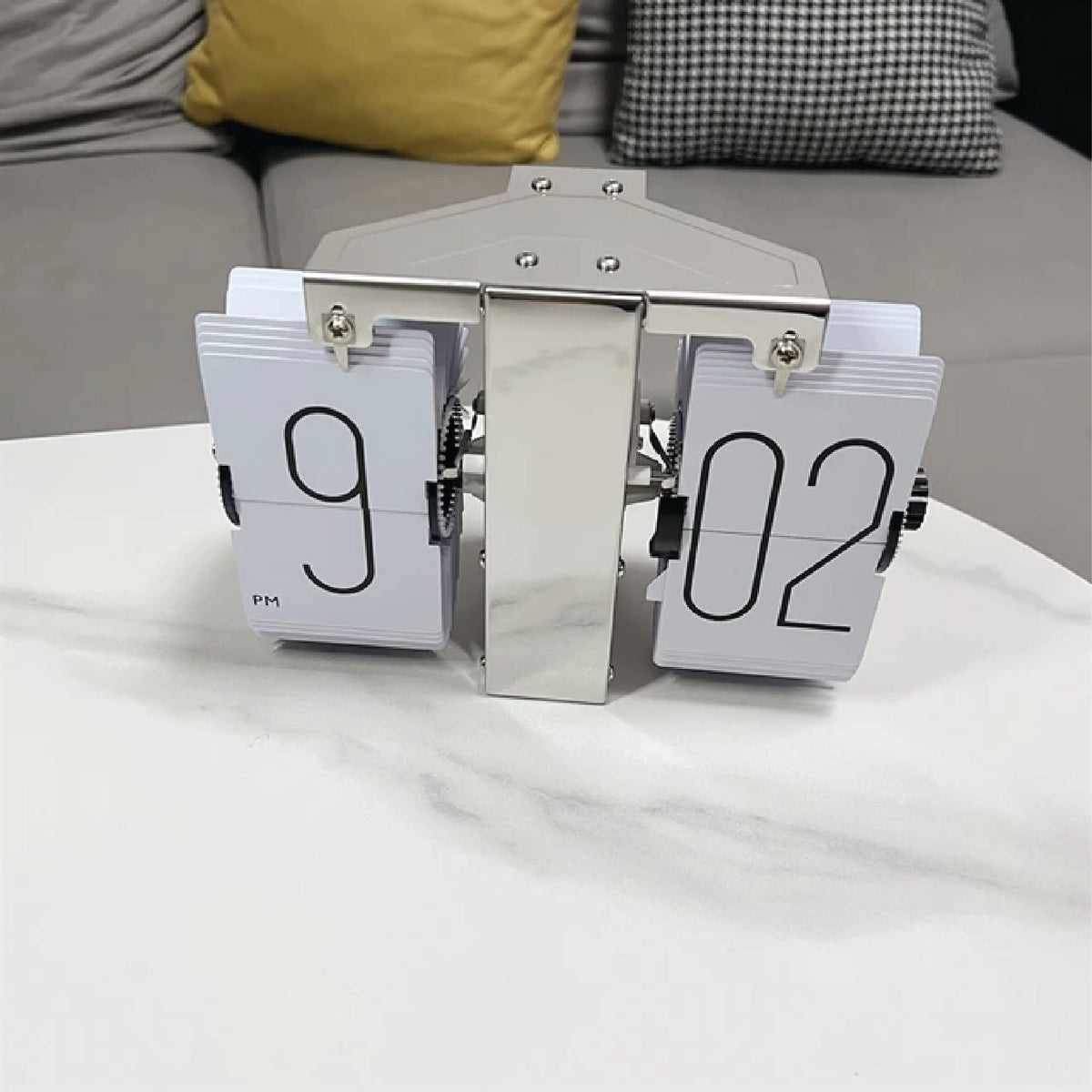 Retro Flip Clock Living Room Desktop Clock Simple