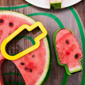 (🔥Promotion- SAVE 49% OFF)Watermelon Popsicle Cutter Mold & BUY MORE SAVE MORE