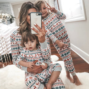 2022 Family Matching Clothes Christmas Pajamas Set Mother Father Kids Son Matching Outfits Baby Girl Rompers Sleepwear Pyjamas