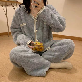 2022 New Pajamas Set Women Winter Coral Velvet Pyjamas Sets Sweet Cute Flannel Long Sleeve Female Homewear Nightwear