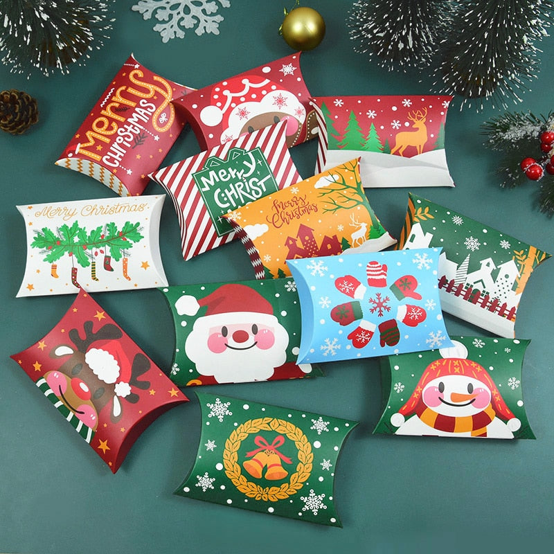 24/12pcs Christmas Pillow Shape Candy Box Merry Christmas Kraft Paper Gift Box Packging Kids Favors Happy New Year Navidad 2023