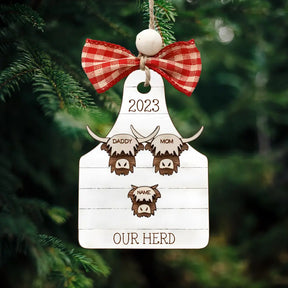 Highland cow, family christmas ornament, farmhouse Christmas, 2023 ornament, rustic christmas ornament