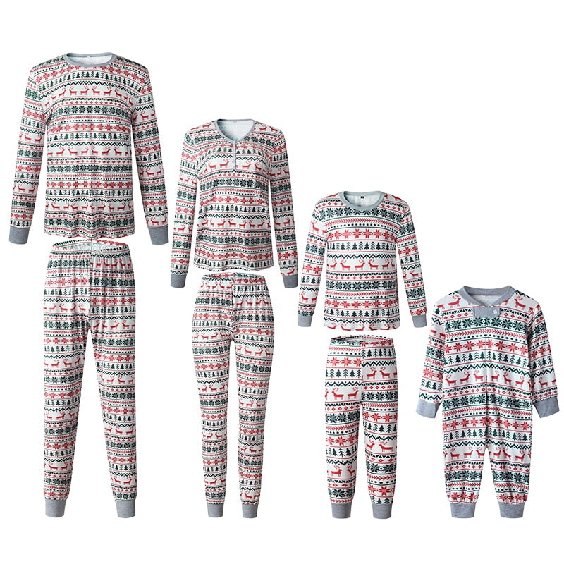 Christmas Pajamas Family Matching 2022 New Year Father Mother Kids Baby Look Clothes Set Dad Mom And Daughter Son Pyjamas Outfit