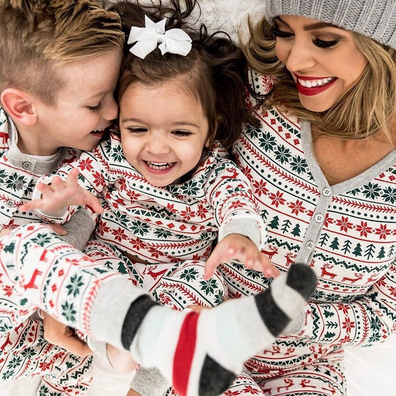 Christmas Pajamas Family Matching 2022 New Year Father Mother Kids Baby Look Clothes Set Dad Mom And Daughter Son Pyjamas Outfit