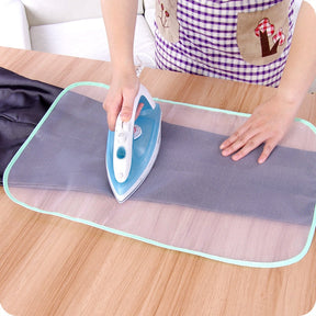 Cloth Protective Press Mesh Insulation Ironing Board Mat Cover  Against Pressing Pad Mini Iron Random Colors