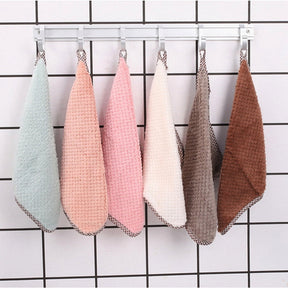 Kitchen daily dish towel. dish cloth. kitchen rag. non-stick oil. thickened table cleaning cloth. absorbent scouring pad