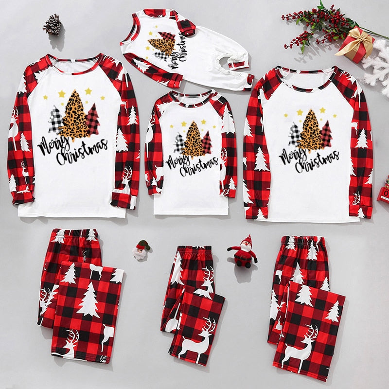 Merry Christmas 2022 Family Pajamas Santa Tree Patchwork Mother Daughter Matching Clothes Casual Soft Sleepwear Xmas Family Look